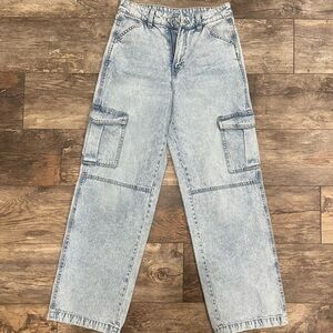 H&M Light Blue Relaxed Jeans